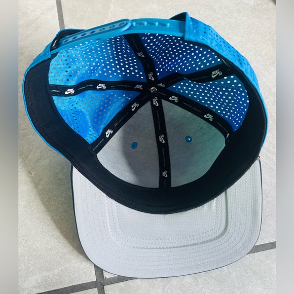 Nike SB Performance Pro Dri-FIT Trucker Hat - Picture 5 of 7